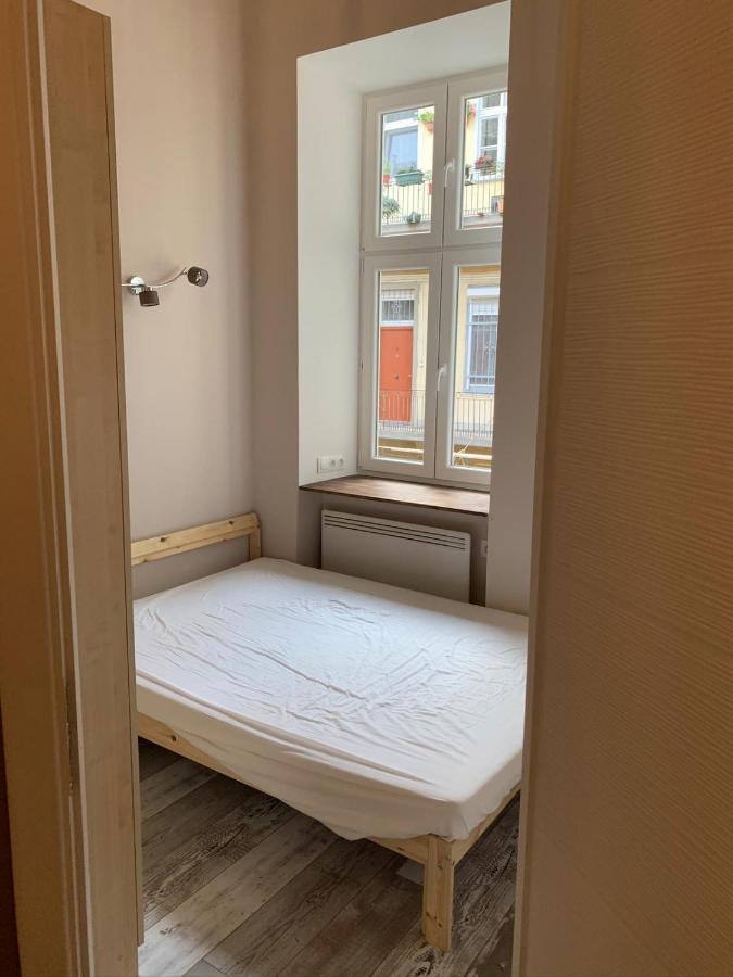Art-Club Apartment With Air Condition Budapest Ngoại thất bức ảnh
