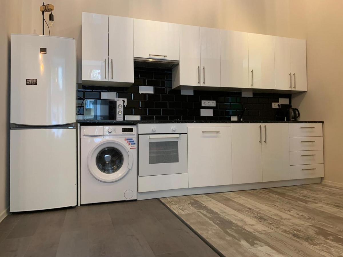 Art-Club Apartment With Air Condition Budapest Ngoại thất bức ảnh